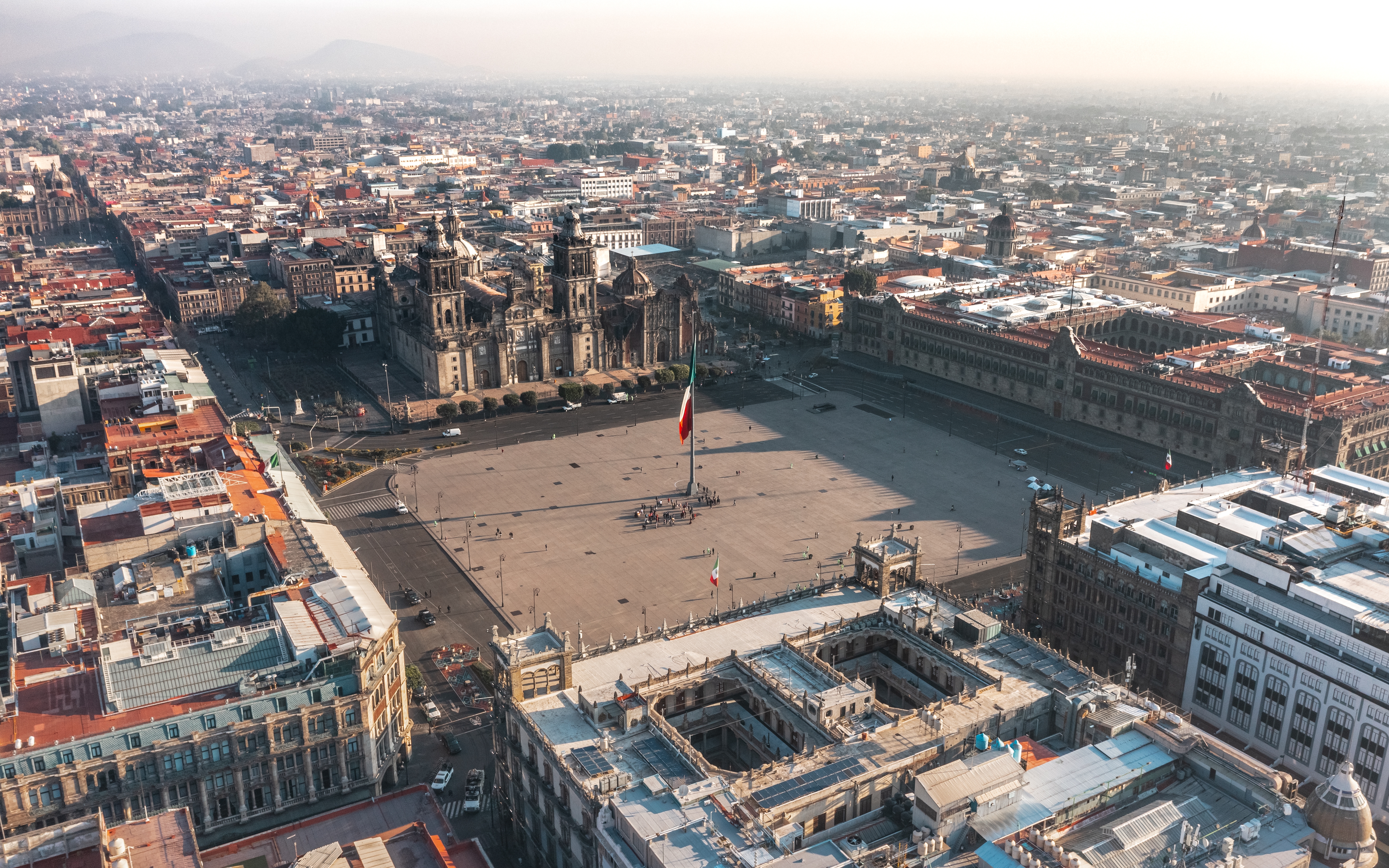 Hasta la fecha, 22 países se han adherido a la Declaración sobre Migración y Protección de Los Ángeles, que se lanzó en la IX Cumbre de las Américas celebrada en Los Ángeles, California, EE.UU., el 10 de junio de 2022.